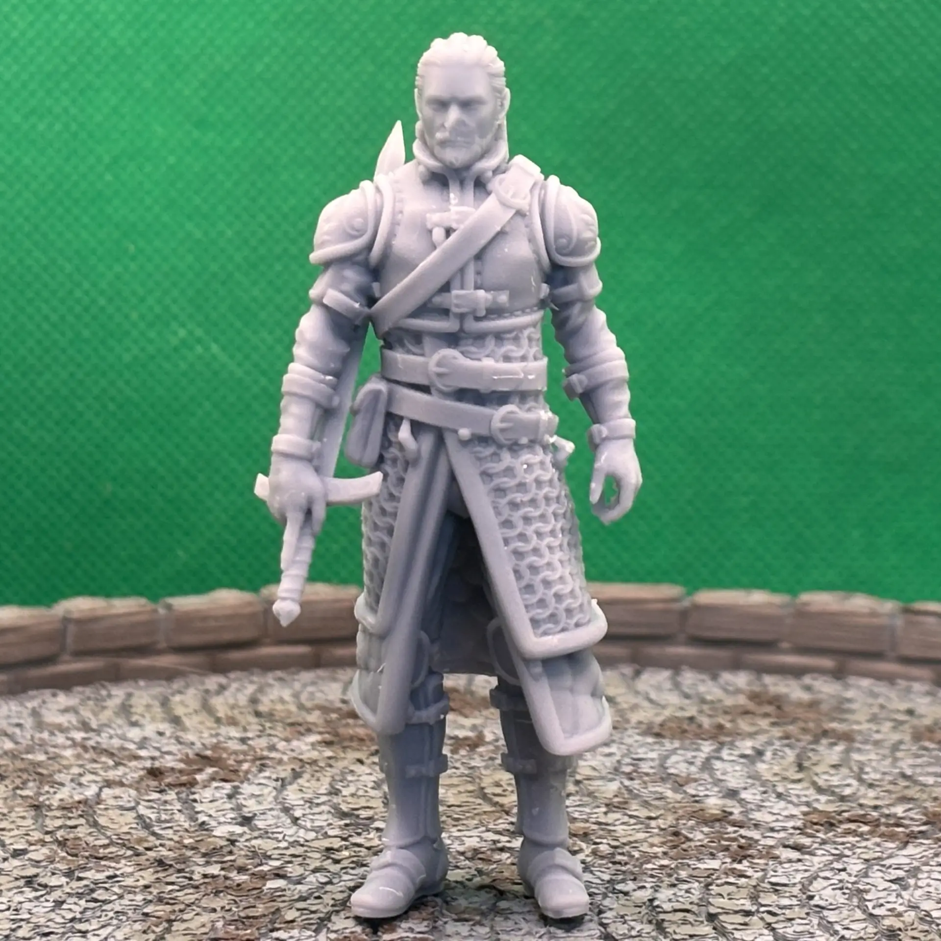 Benet - Human Bladesmith - 72 mm