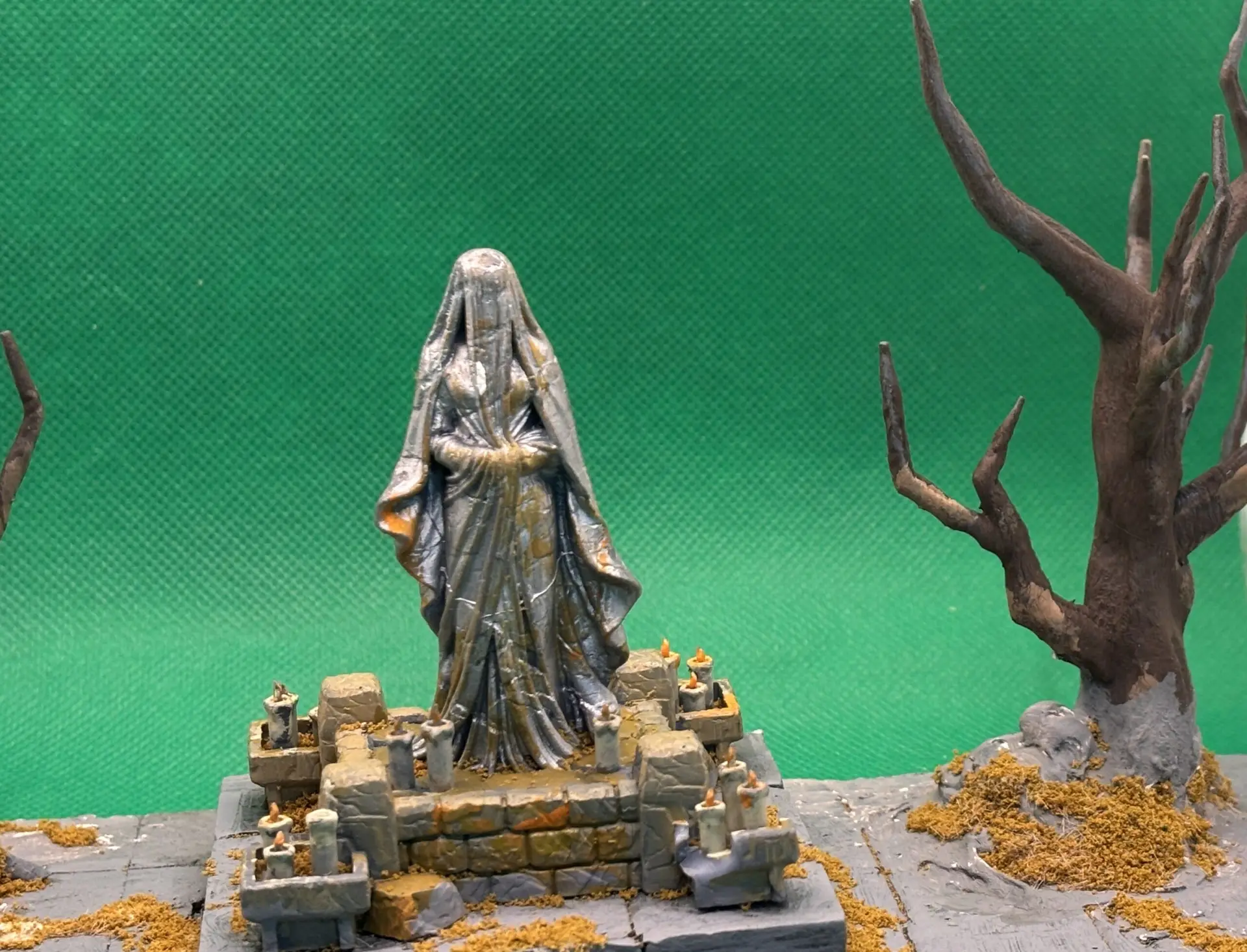 Silver Statue Scatter Terrain - Image 3